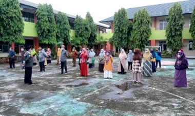 Tindak Lanjut Intruksi Menag RI, Civitas Akdemik MTsN 1 Kota Gelar Apel Bersama