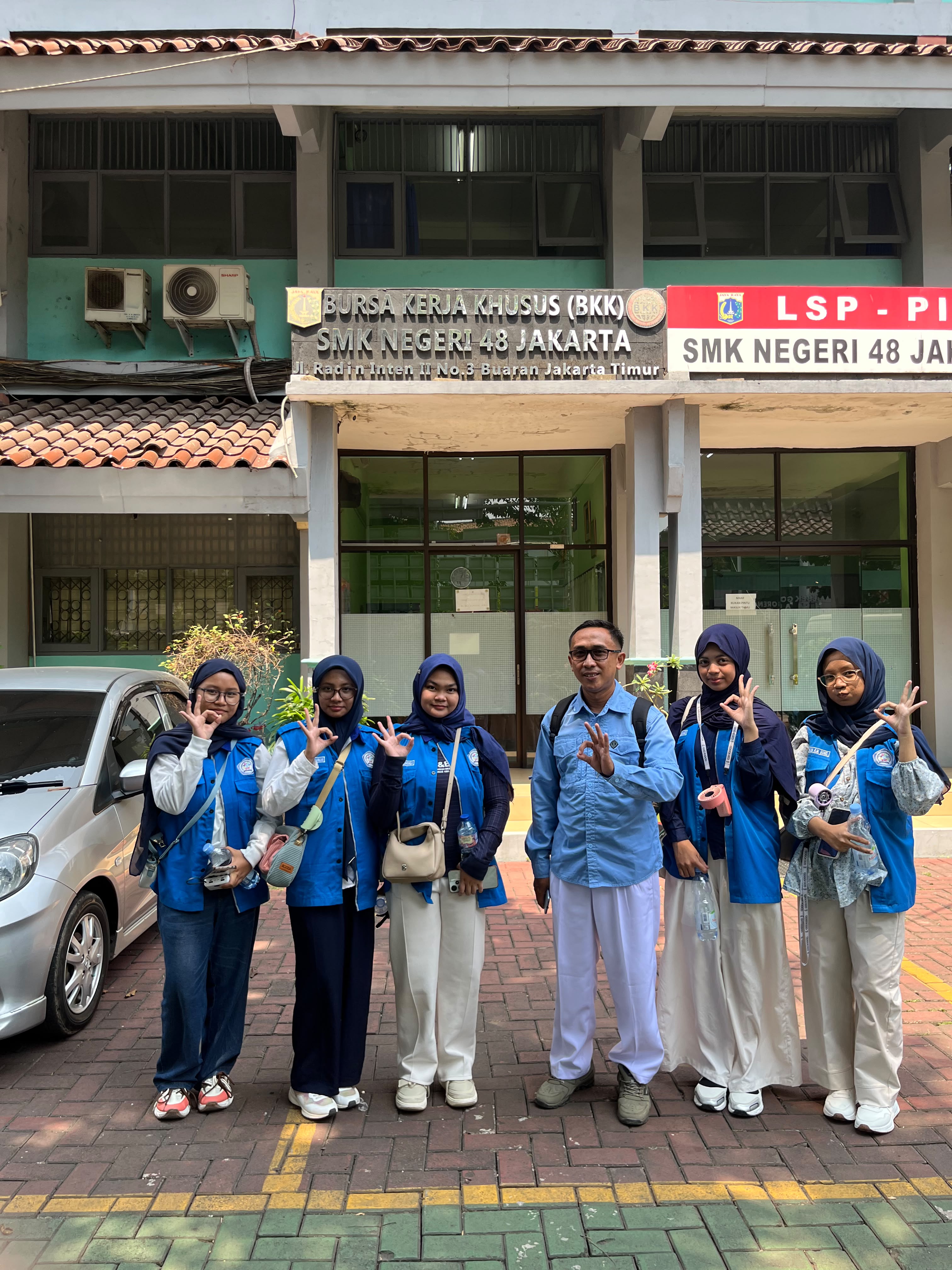 PIK-R MTsN 1 KOTA GORONTALO LAKSANAKAN KUNJUNGAN STUDI KOLABORASI NASIONAL BERSAMA PIK R WIRA SMKN 48 JAKARTA