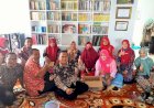 Civitas Akdemik MTsN 1 Kota Silaturahmi di Kediaman Kepala Madrasah