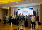 MTsN 1 Kota Gorontalo Serahkan Cenderamata kepada Guru Purna Bakti dan Tenaga Kependidikan yang Beralih Tugas