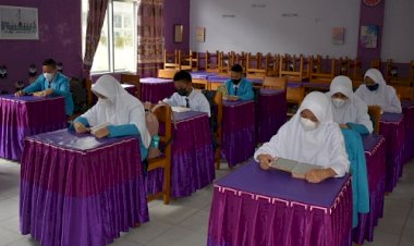 Surat Al Fatihah dan Al Baqarah Ayat 1 Jadi Surat Pembuka Awali Iqra Together di MTsN 1 Kota