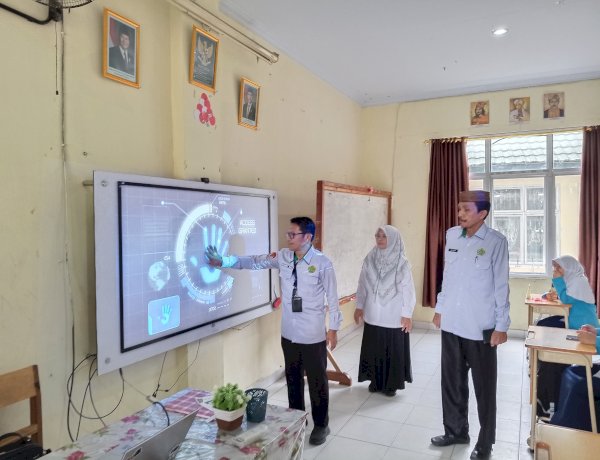 Pembukaan Ujian Madrasah MTsN 1 Kota Gorontalo Tahun Pelajaran 2025/2026