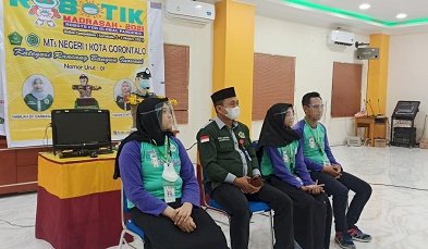 Tim Robotik MTsN 1 Kota, Ikut MRC 2021 Secara Daring
